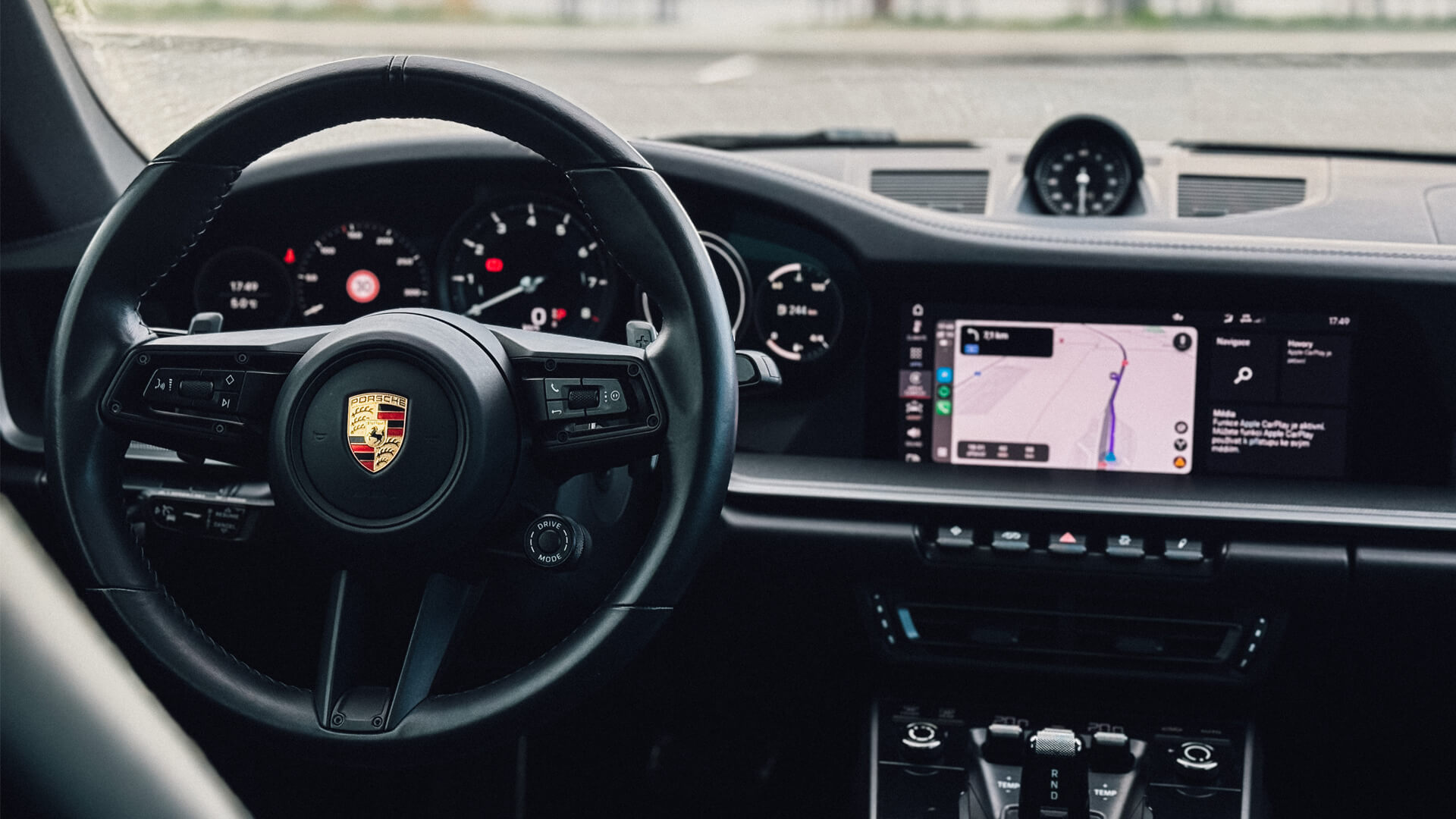 porsche_2025_16x9_13