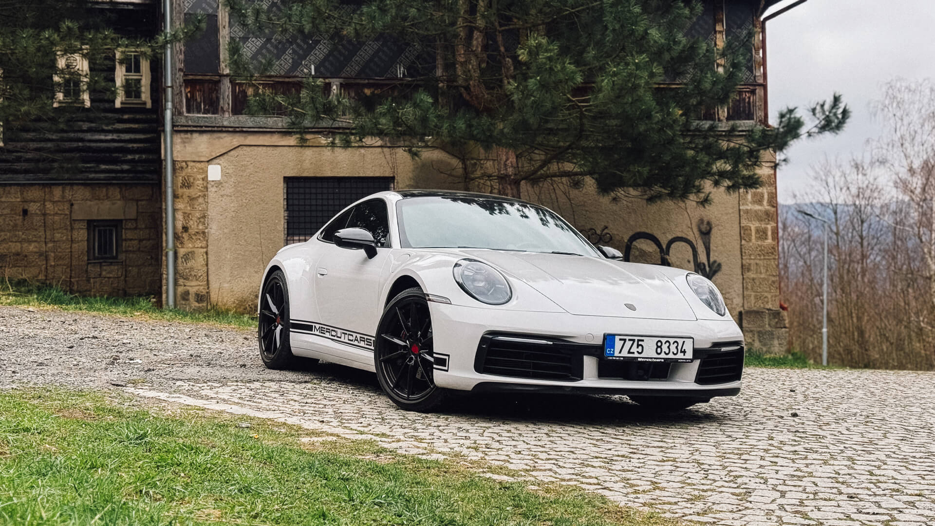 porsche_2025_16x9_8